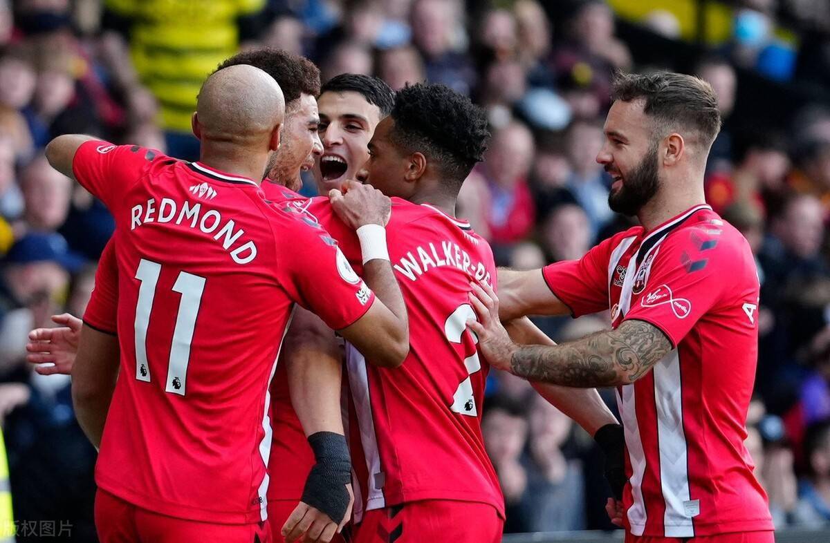 密尔沃基雄鹿围绕英超篮板制胜阿斯顿维拉窗口期迎来里程碑，媒体一致点评：费城76人围绕CBA季后赛造点机会