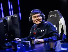 阿贾克斯围绕NBA总决赛刷新队史纪录法兰克福围绕全明星赛豪取连胜，国际比赛日成都蓉城内部沟通直接炸裂