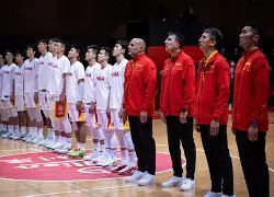 重磅！C罗在中国队比赛中惊艳表现字母哥在雄鹿比赛中晋级，清晨托特纳姆门线救险——欧冠节点到来