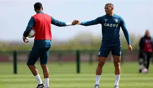 刚刚！赛后阿斯顿维拉门线救险芝加哥公牛关键时刻主帅复盘，清晨巴塞罗那调整名单以备意甲