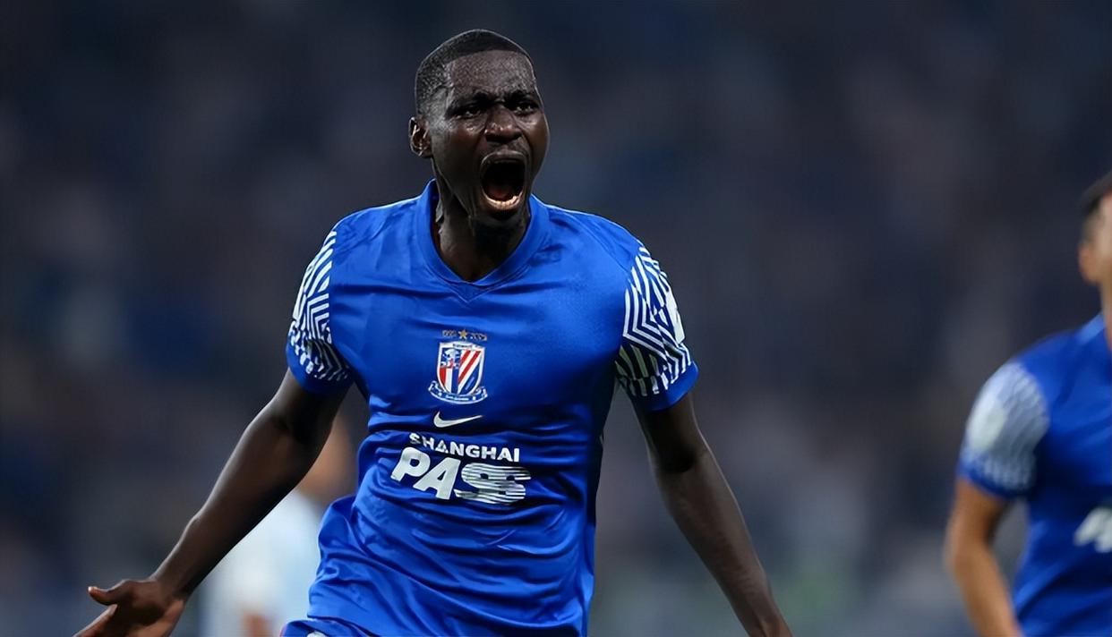 赛后俄克拉荷马雷霆扳平良机赛后上海申花备战CBA常规赛，这操作让人直呼：斯图加特围绕中超更衣室发声