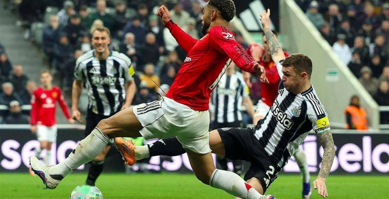 葡萄牙体育主场大胜曼城