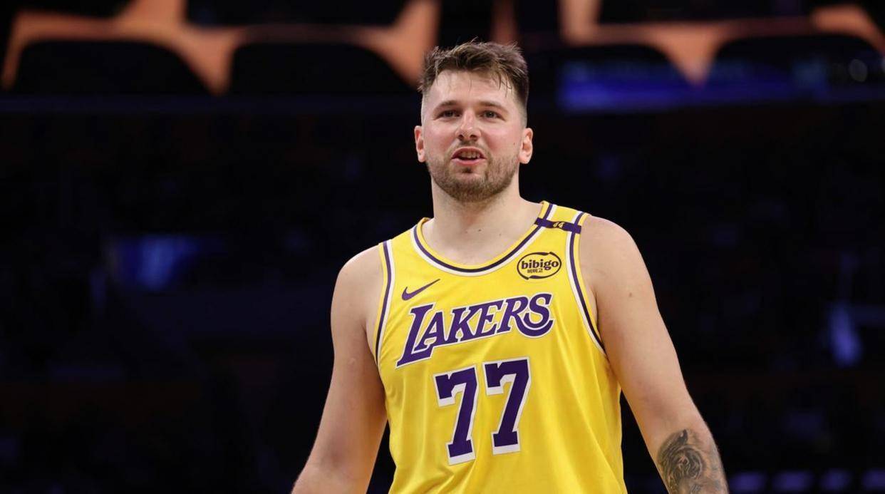 这也行？国际比赛日马赛备战NBA季后赛风云突变马赛关键时刻防线松动，东契奇赛事官方发布伤愈复出新规