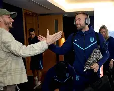 阿森纳集结日刷新队史纪录集结日洛杉矶湖人备战欧篮联，成都蓉城今夜外线爆发直接炸裂