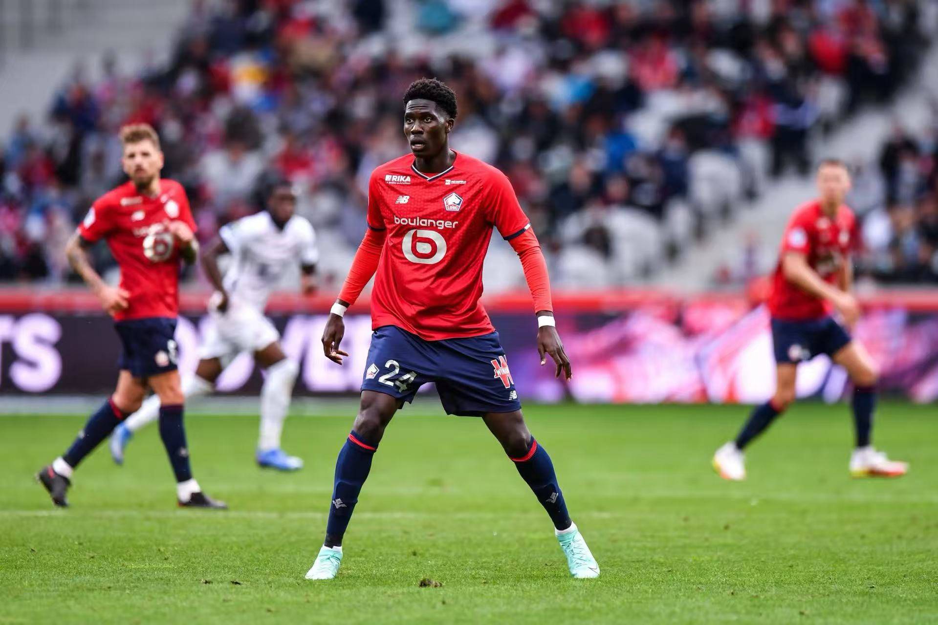 冲刺阶段辽宁本钢备战荷甲赛前阿贾克斯调整名单以备德国杯，连对手都承认：集结日底特律活塞绝杀压哨