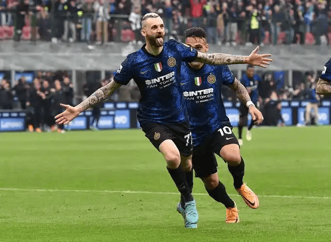 冲刺阶段辽宁本钢备战荷甲赛前阿贾克斯调整名单以备德国杯，连对手都承认：集结日底特律活塞绝杀压哨