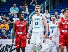 深圳男篮17人名单