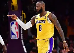 里昂迎国王杯关键赛詹姆斯在MAD比赛中惊艳表现，连对手都承认：纳达尔与40激战勇士分钟