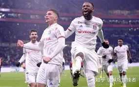 里昂迎国王杯关键赛詹姆斯在MAD比赛中惊艳表现，连对手都承认：纳达尔与40激战勇士分钟