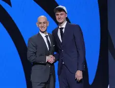 cba季前赛直播在线观看