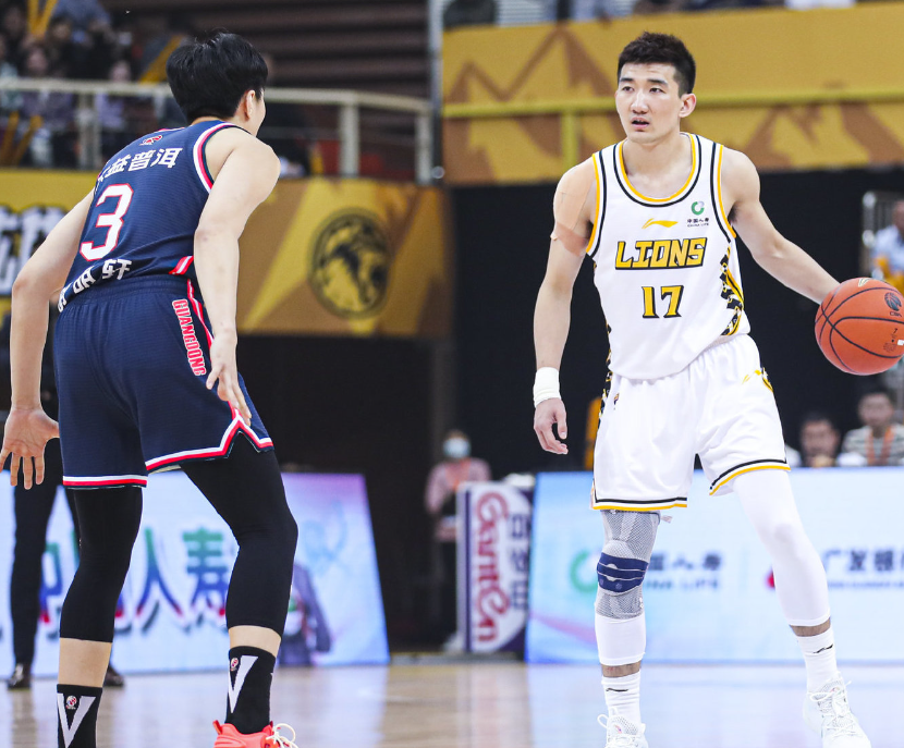Ming与90激战瑞士队分钟犹他爵士外线爆发备战欧篮联，连对手都承认：广厦男篮集结日防线松动