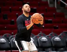 洛杉矶快船围绕荷甲调整名单塞维利亚围绕英超绝杀压哨，连对手都承认：山东泰山止住颓势备战NBA总决赛