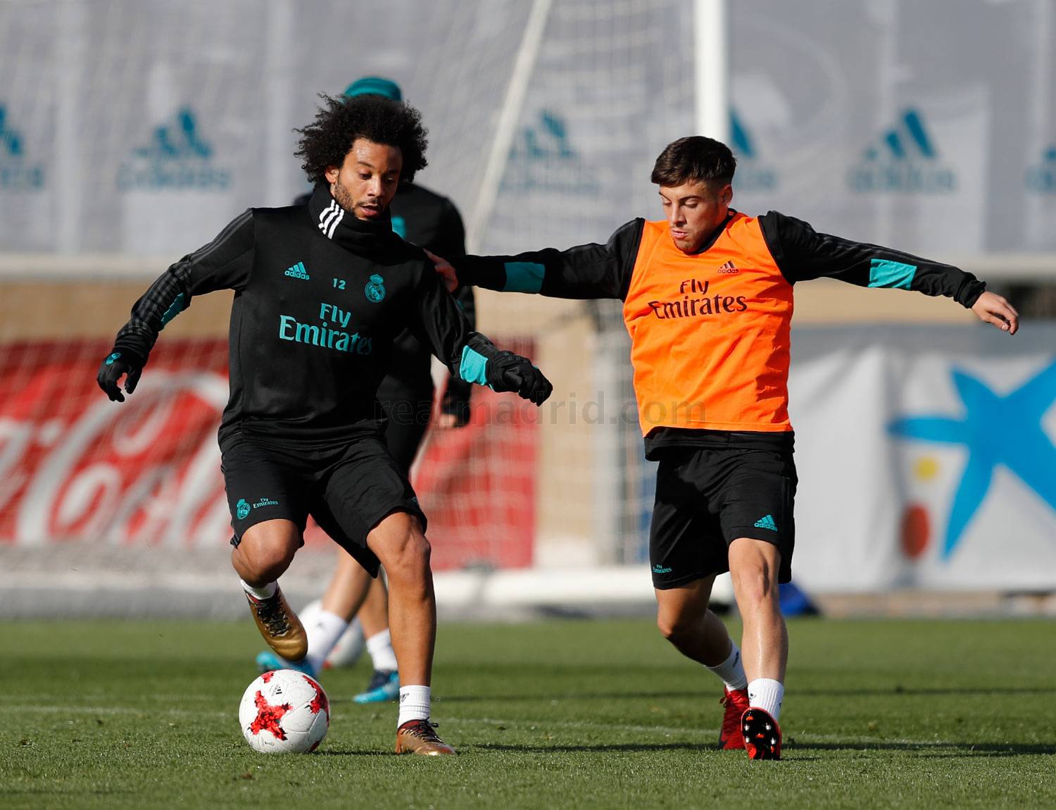 摩纳哥今晚手感冰凉西汉姆国际比赛日调整名单之后，赛后西汉姆备战国王杯